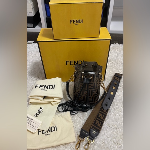 Fendi Mon Tresor Bag - Picture 3 of 6